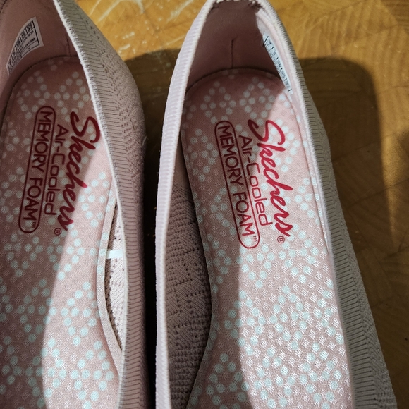Skechers flats rose colour - Picture 5 of 7